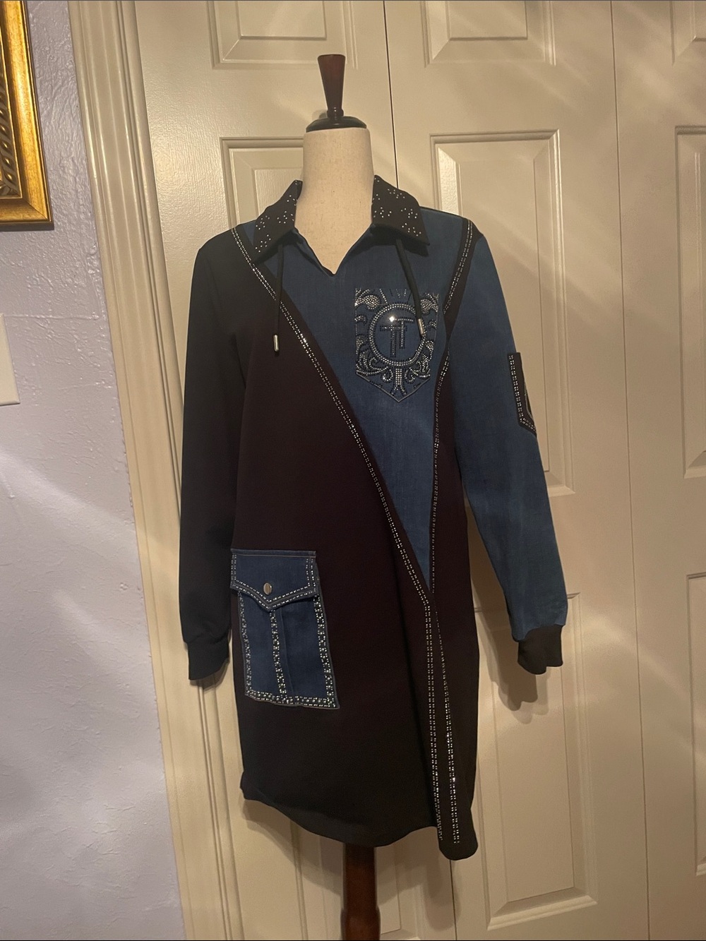 Tricotto Black and Blue Mixed-Media Long-Sleeve Dress
